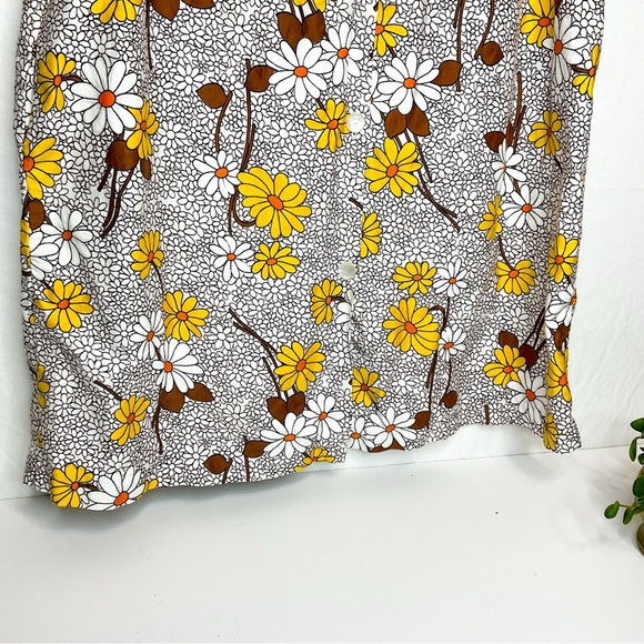 VINTAGE Floral Women's Dress in Yellow and Brown - Picture 2 of 13